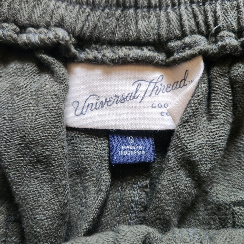 Universal Thread Casual Shorts - Picture 2 of 7